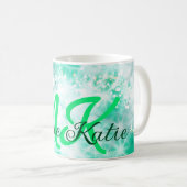 ターコイズティール(緑がかった色)アゲートアクアモノグラム追加文字 コーヒーマグカップ (正面右)