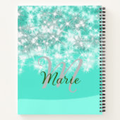 ターコイズティール（緑がかった色）アゲートアクアモノグラム追加文字 ノートブック (裏面)