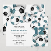 ターコイズブラックのサッカーボールが子供の誕生日パーティーに 招待状 (正面/裏面)