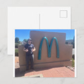 ターコイズブルーのマクドナルド「M」サイン ポストカード (正面/裏面)