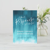 ターコイズブルーの抽象的な現代アートの結婚式返信ＲＳＶＰ 招待状 (スタンド正面)