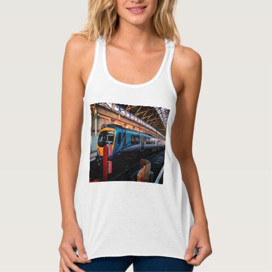ターコイズ列車、トラック上 タンクトップ (正面)