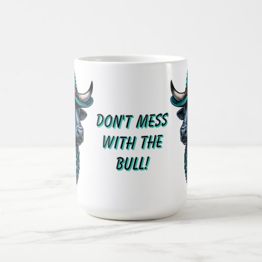 ターコイズ帽子とスカーフ付きカウボーイパターン（の模様が）あるブル コーヒーマグカップ (中央)