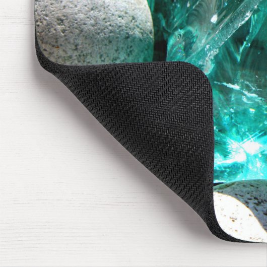 ターコイズ石英とグレーの石の自然写真 マウスパッド (コーナー)