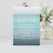 ターコイズ・オンブル・デザインのビーチウェディング・レセプション エンクロージャーカード (スタンド正面)