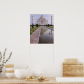 タージマハルは完全に静かな中に反映された ポスター (キッチン)