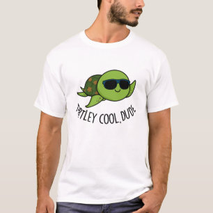 タートリーカッコいいデュデおもしろいタートルパン Tシャツ
