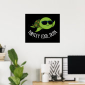 タートリークールダデタおもしろいートルプンダークBG ポスター (ホームオフィス)