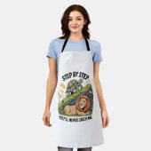 タートルライオおもしろいン エプロン (着用した状態)