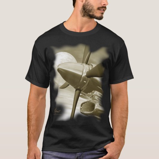 ターボヴィンテージの一見の航空機の暗闇のワイシャツ Tシャツ (正面)