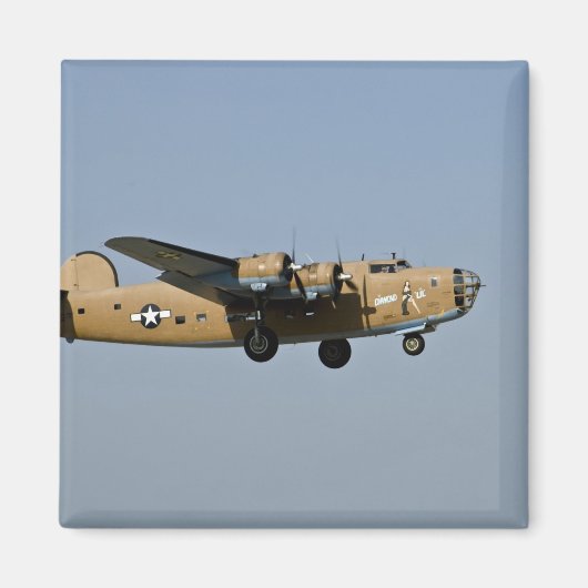 ダイアモンドリルB-24爆撃機、オシュコシに上陸し、 マグネット (正面)