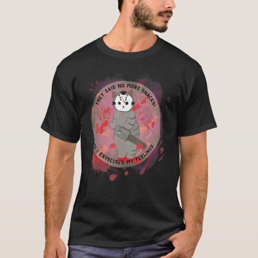 ダイエットを冗談で怖がる猫 Tシャツ (正面)