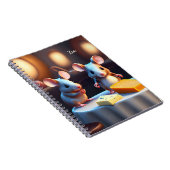 ダイニングテーブルのマウスファミリー ノートブック (右側)