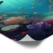 ダイバーが海の生き物を発見 ポスター (角)