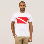 ダイバーはより深いそれをします Tシャツ (正面フル)