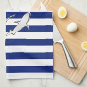 ダイバーやサメのようなクローム航海のがストライプある キッチンタオル (四つ折り)