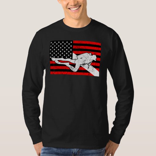 ダイバーダウンフラッグヴィンテージスキューバダイビング水中Am Tシャツ (正面)