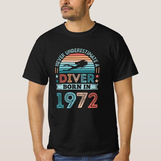 ダイバー1972 50生まれth誕生日ダイビングギフトダイビングファン tシャツ (正面)
