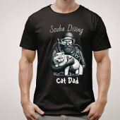 ダイビングをする猫好きのパパ Tシャツ