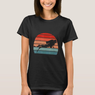 ダイビング好きのためのビンテージなスクーバダイビングデザイン Tシャツ