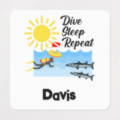 ダイブスリープリピートデザイン – スモールスクエアウェアL ラベル (デザイン2)