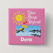 ダイブスリープリピートデザイン – 四角ボタン 缶バッジ (正面)