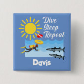 ダイブスリープリピートデザイン – 四角ボタン 缶バッジ (正面)
