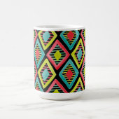 ダイヤカラフルはっきりしたモンドの幾何学水色パターン コーヒーマグカップ (中央)