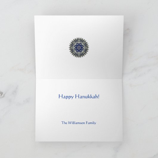 ダイヤモンドおよびサファイアの青いハヌカーの万華鏡のように千変万化するパターン シーズンカード (内部)