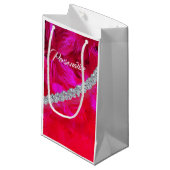 ダイヤモンドで覆われた赤い羽毛の抱き枕 スモールペーパーバッグ (正面アングル)