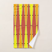 ダイヤモンドと三角形 – 赤とオレンジ バスタオルセット (ハンドタオル)