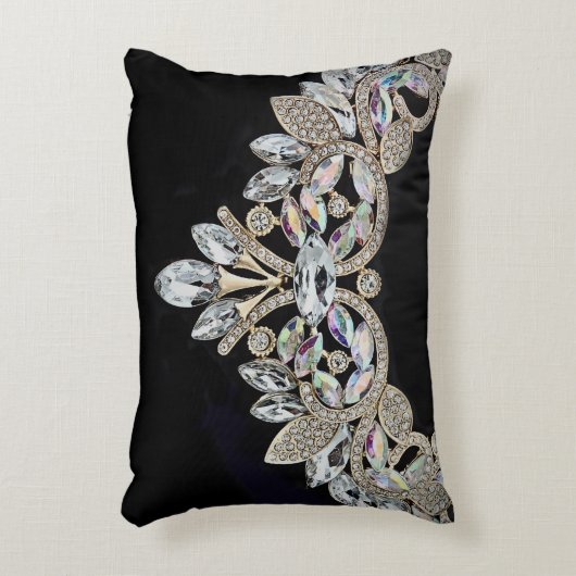 ダイヤモンドのネックレスエレガントスパークリーのダイヤモンド枕 アクセントクッション (正面(垂直))