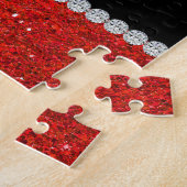 ダイヤモンドの花型女性歌手(赤いグリッター) ジグソーパズル (側面)