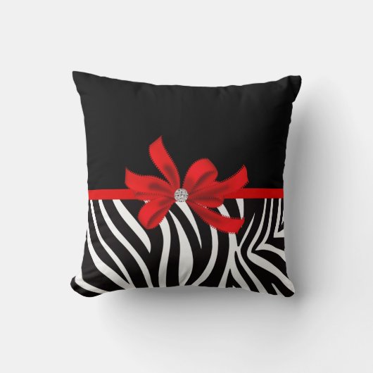 ダイヤモンドの花型女性歌手(赤い) クッション (正面)