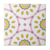 ダイヤモンドを使用したピンク色の白と黄色のモロッコパターン タイル (正面)