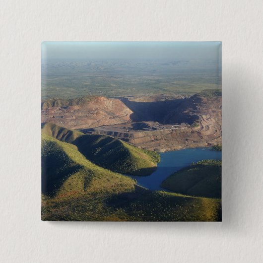 ダイヤモンドアーガイル柄の鉱山 缶バッジ (正面)