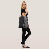 ダイヤモンドグラデーションルックチェーンストーンビーズ付きブラック トートバッグ (モデル)