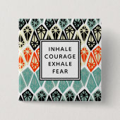 ダイヤモンドパターンの強気恐怖を吐き出す 缶バッジ (正面)