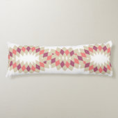 ダイヤモンド スワール パターン ボディピロー (正面)