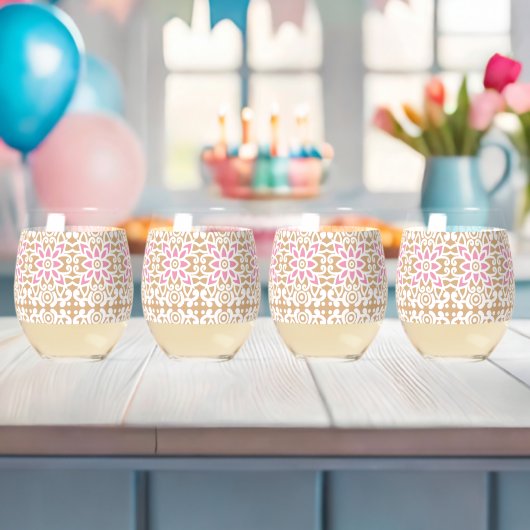 ダイヤ赤と白ンパターン（の模様が）あるを使用した画像 ステムなしワイングラス (インサイチュ (ベビーシャワー))