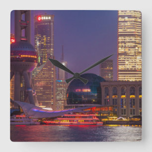 ダウンタウンウォーターフロントシャンハイ、中国 スクエア壁時計