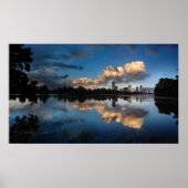 ダウンタウンオースティンテキサス州スカイラインサンセットラディバードレイク ポスター (正面)