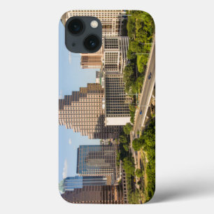 ダウンタウンスカイラインオンレディバードレイク iPhone 13ケース