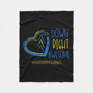 ダウン症候群認識度月ダウン右素晴らし1 フリースブランケット