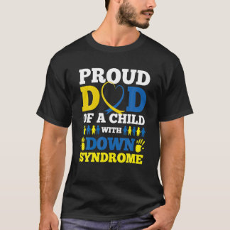 ダウン誇りを持った症児のパパ Tシャツ
