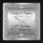 ダエレガントイヤ結婚モンド25周年 スクエア壁時計<br><div class="desc">中心の涙滴にハートの形をしたアクセントが付いた、銀色の色調のグラデーションに輝きを加えた、波打ち形のダイヤモユニークンドデザインで、この25回目の記念デザインを飾る華やかなエフェイクレガンス。 飾りは全て印刷され、平らな印刷デザインでできる限り実在表示されます。これには、金属的な外観のグラデーションや宝石が含まれます。    オリジナルデザイン(祝日ハートデザイン別) (rights reserved)。  ごもし質問やデザインに関するサポートが必要な場合は、info@holidayheartsdesigns.comまで直接お問い合わせいただくか、Eメールでお問い合わせください。可能な限りお手伝いいたします。 生産、出荷、および配送に関するご質問は、連絡Zazleカスタマー・サービスに直接お問い合わせください。 ホリデーハートデザインは、Zazleで10年以上の経験を持つプロフェッショナルデザインスタジオで、多くの満足な顧客レビューを提供しています。このため、お客様が期待するプロフェッショナル品質を作り出すために、すべての詳細に最大限の注意を払っていただけます。</div>