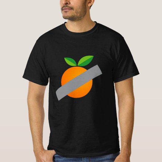 ダクトテープで固定されたオレンジのコミカルアート Tシャツ (正面)