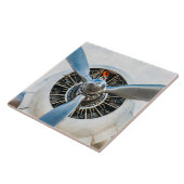 ダグラスDC-3航空機。プロペラ タイル (側面)