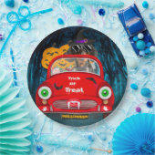 ダシュント犬の車を運転する怖いハロウィーン ペーパープレート (パーティー)