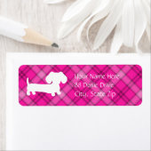 ダシュント・ウィーナー・ドッグ・オン・ピンク・プレイド ラベル (インサイチュ)